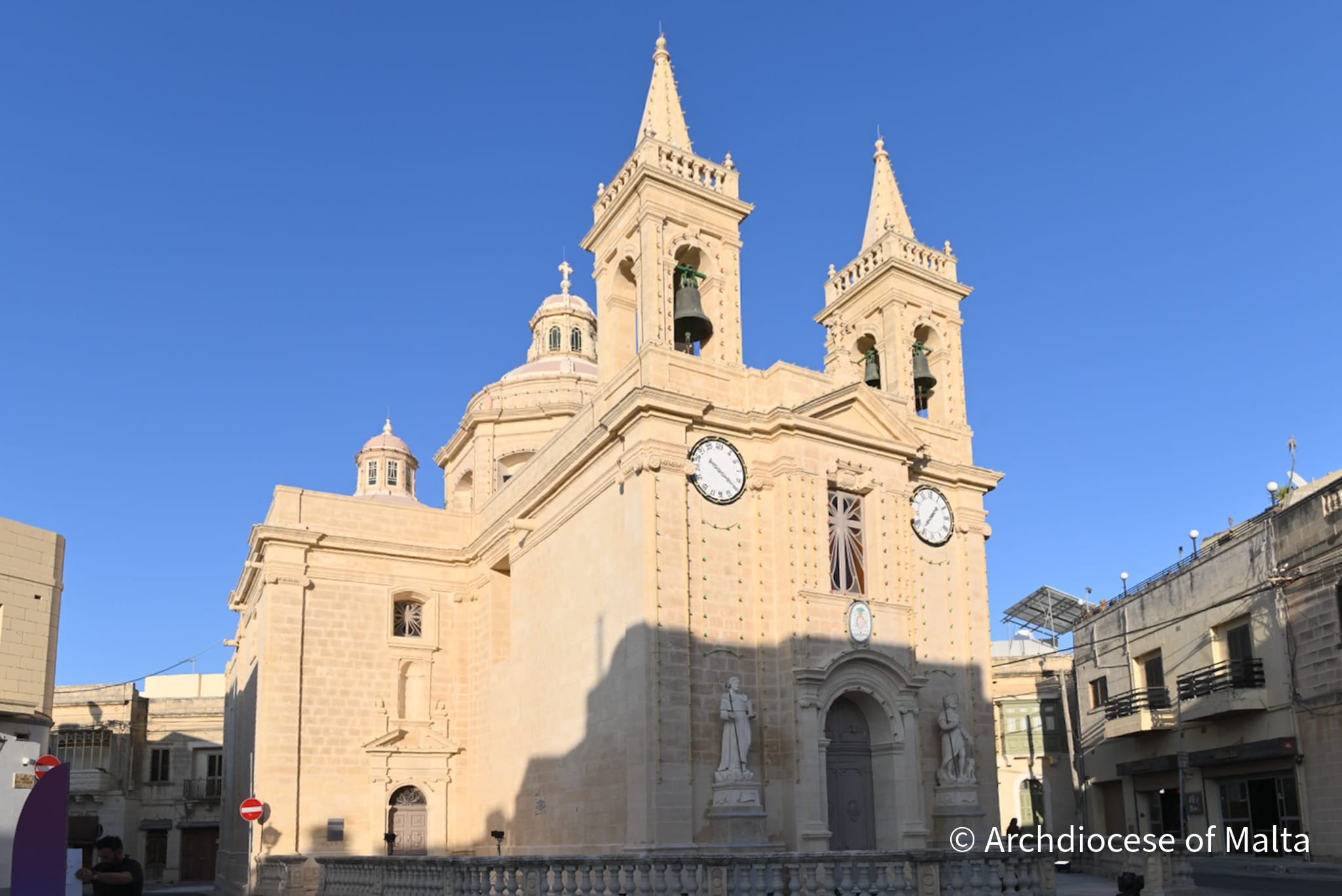 CURIA _01 CURIA _01
